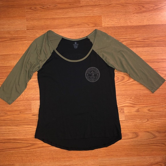Shirt - Picture 1 of 2